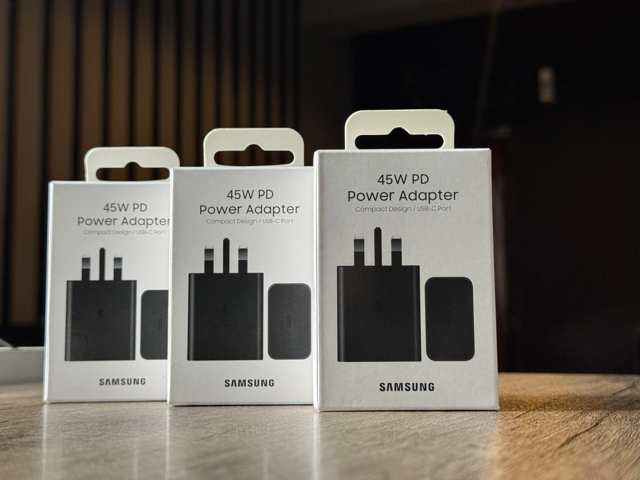 Samsung Adapter 45W